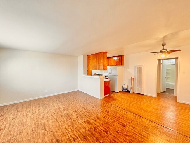 property at 1656 Arlington Ave