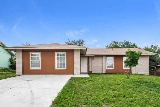 property at 1070 Hickory Trail St