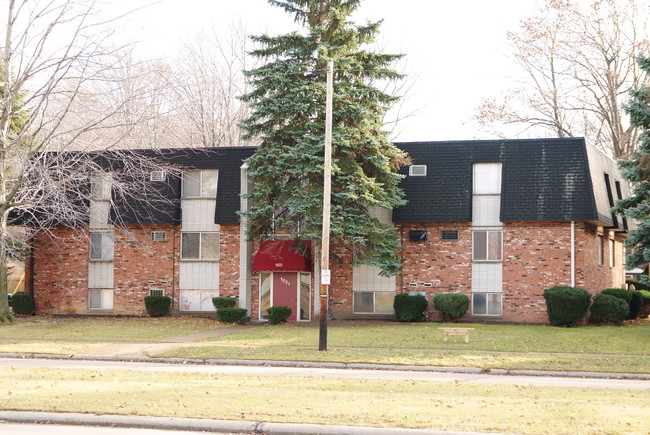 Elizabeth Towers in Lorain, OH - Foto de edificio - Building Photo