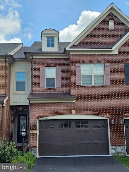 42331 Benfold Square in Ashburn, VA - Building Photo - Building Photo