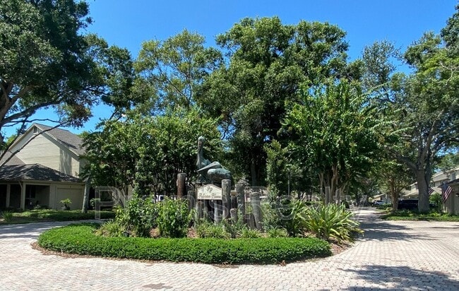 47 Pelican Pl in Belleair, FL - Building Photo - Building Photo