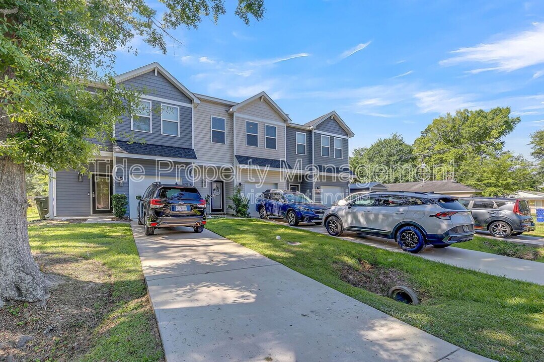 1549 Evergreen St in Charleston, SC - Building Photo