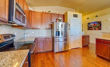7623 Dutch Loop in Colorado Springs, CO - Building Photo - Building Photo