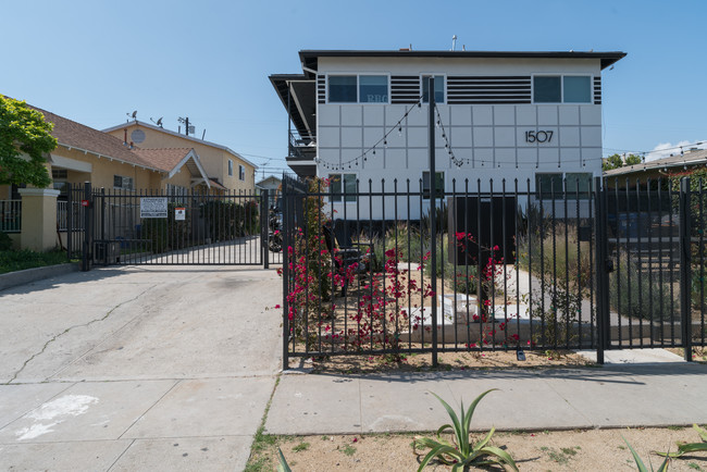 1507 3rd Ave in Los Angeles, CA - Building Photo - Building Photo