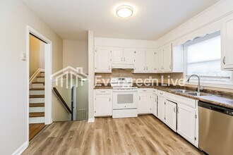 1639 Vancouver Dr in Charlotte, NC - Building Photo - Building Photo