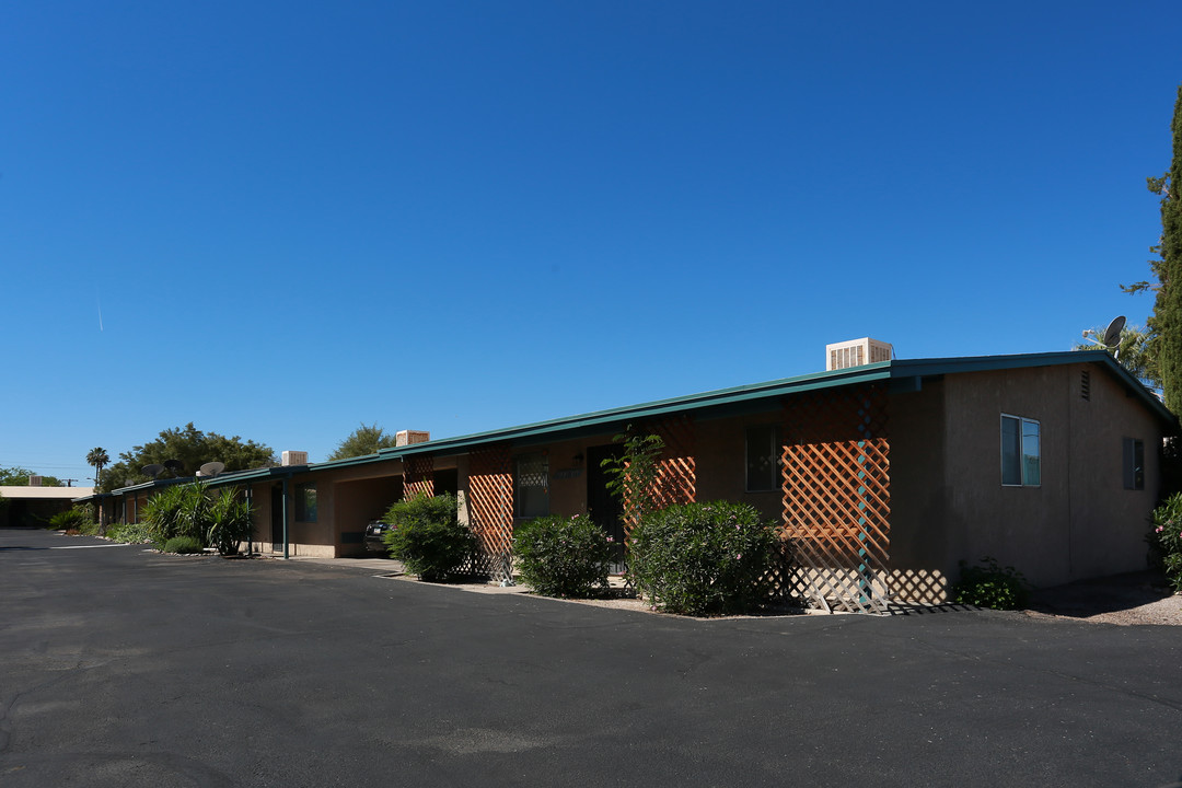 El Dorado Terrace in Tucson, AZ - Building Photo