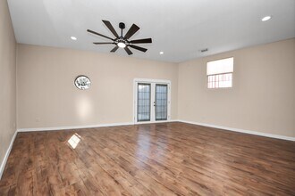 832 W 27th St in Houston, TX - Building Photo - Building Photo