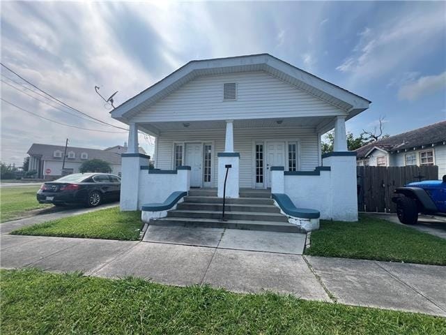 property at 2012 E Beauregard St