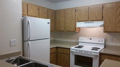 Brooktree Apartments in Reno, NV - Building Photo - Building Photo