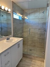 2570 Apricot Ln in Las Vegas, NV - Building Photo - Building Photo