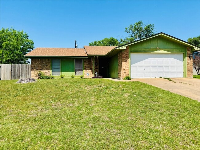 property at 802 Yorktown Dr