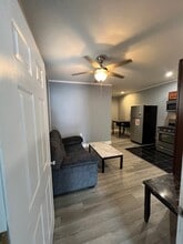 215 Cherry St in Syracuse, NY - Foto de edificio - Building Photo