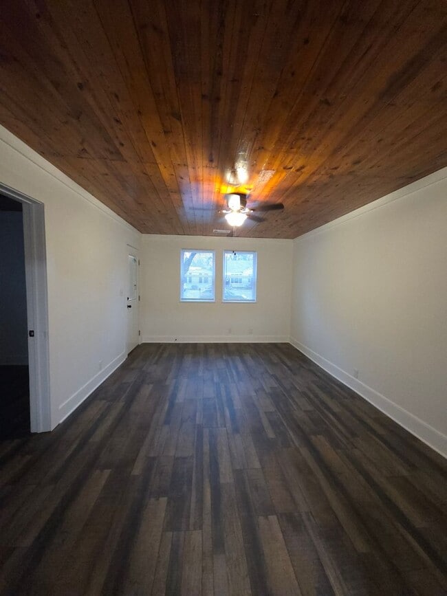 1315-1317 N Boston Pl in Russellville, AR - Foto de edificio - Building Photo