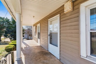 104 Drugstore St in Buffalo, SC - Building Photo - Building Photo