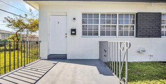 750 84th St in Miami Beach, FL - Building Photo