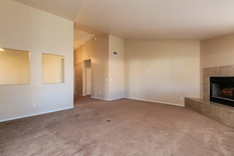 9646 E Paseo San Ardo in Tucson, AZ - Building Photo - Building Photo