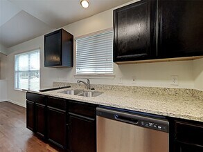 2415 Hiacintas Way in Houston, TX - Building Photo - Building Photo