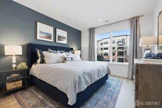 2000 Schindler Dr in South Amboy, NJ - Building Photo - Building Photo