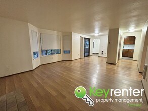 3725 S Orchard St in Tacoma, WA - Building Photo - Building Photo