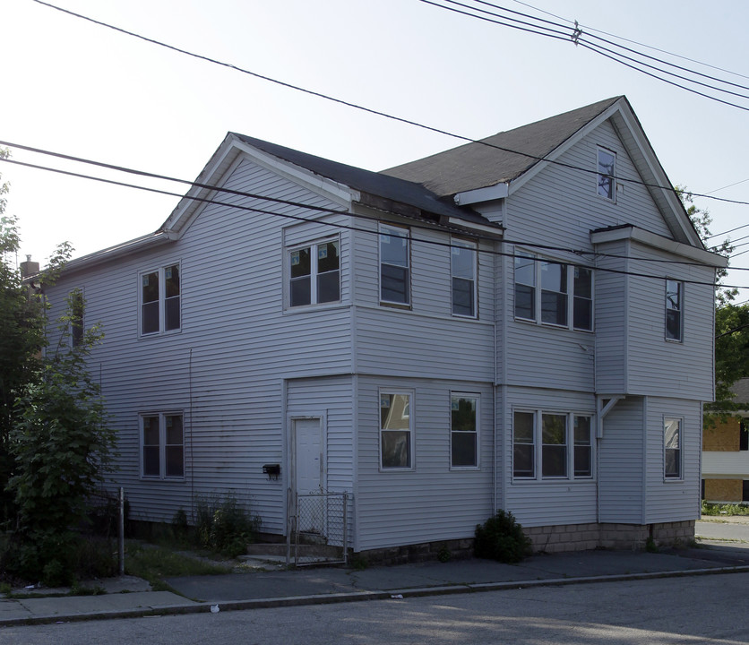 108-110 Rugby St in Providence, RI - Building Photo