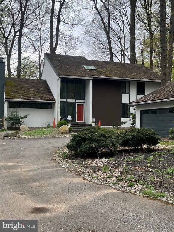 208 Pheasant Run Dr in Paoli, PA - Building Photo - Building Photo