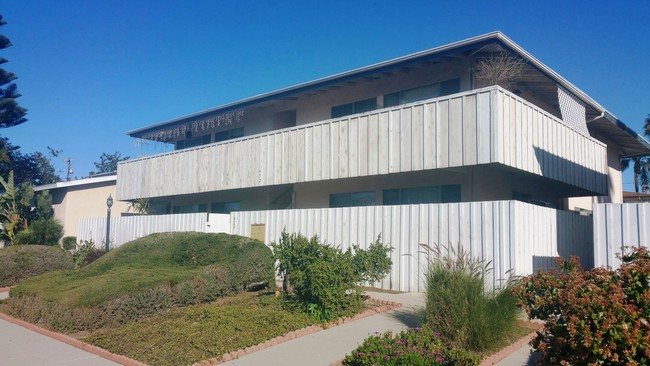 626 Empire Ave in Ventura, CA - Building Photo - Other