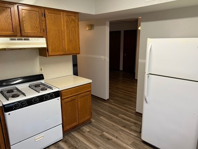 2037 Andrew St SE in Kentwood, MI - Building Photo - Building Photo