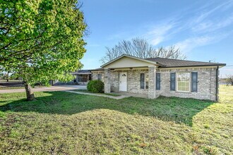 2620 Ford Rd in Howe, TX - Building Photo - Building Photo