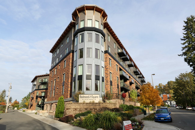 Redmond Square in Redmond, WA - Building Photo - Building Photo
