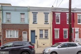 2008 S 4th St in Philadelphia, PA - Foto de edificio - Building Photo