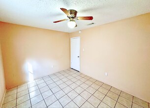 2802 Willow Springs Rd in Killeen, TX - Building Photo - Building Photo