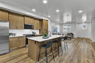 4021 S Lone Pne Wy in Meridian, ID - Building Photo - Building Photo