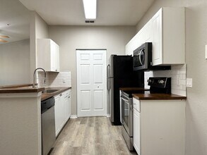 845 Grand Regency Pointe in Altamonte Springs, FL - Building Photo - Building Photo