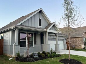 1800 Sparrow St in Denton, TX - Building Photo - Building Photo