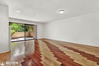9946 Scripps Westview Way in San Diego, CA - Building Photo - Building Photo