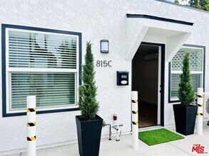 815 W Glenoaks Blvd in Glendale, CA - Building Photo - Building Photo