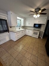 5 Sherwood Rd in Worcester, MA - Building Photo - Building Photo