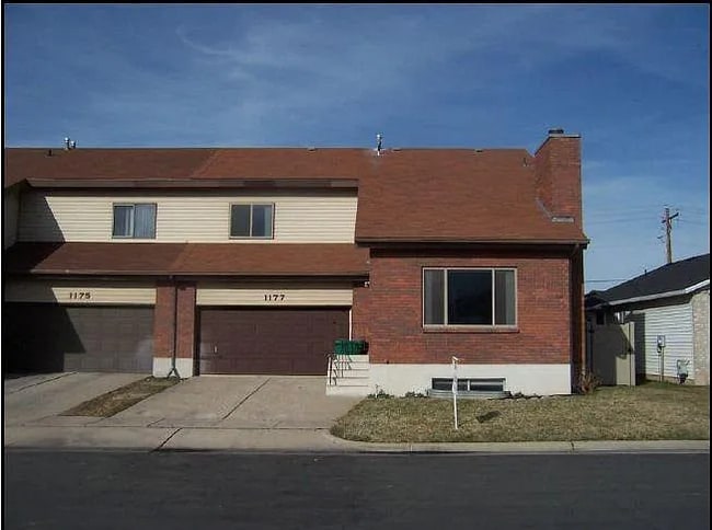 property at 1177 N 900 E