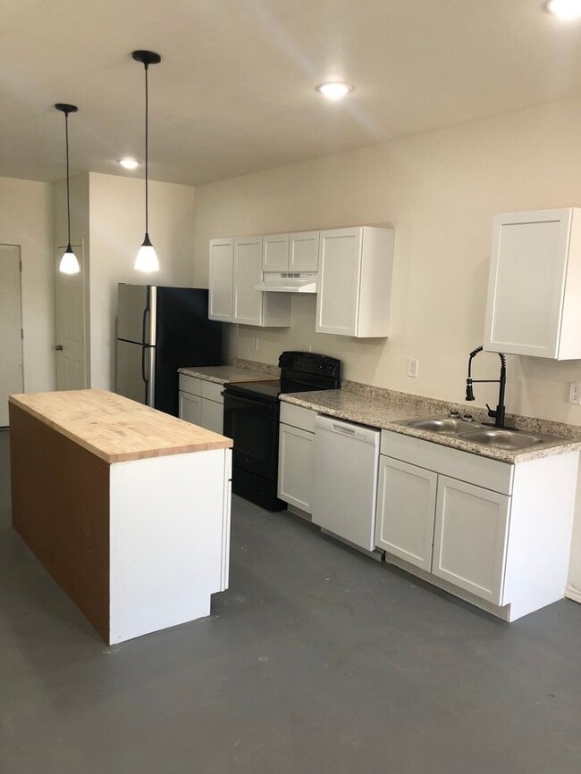 property at 22404 Matins Ln