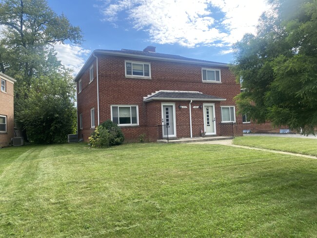 property at 1879 Kentwell Rd