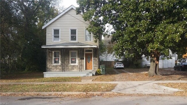 property at 1408 W 42nd St