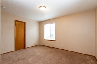 10051 Shoshone Way in Thornton, CO - Building Photo - Building Photo