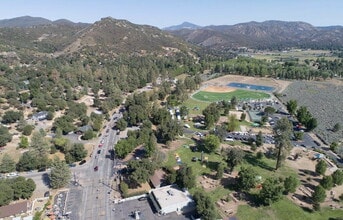 28857 Old Hwy 80 in Pine Valley, CA - Building Photo - Building Photo