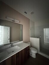 3121 W Driftwood St, Unit 1 in Edinburg, TX - Building Photo - Building Photo