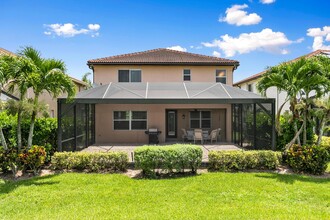 1630 Double Eagle Trl in Naples, FL - Foto de edificio - Building Photo