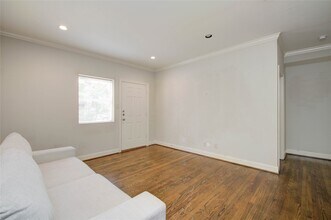 6503 Mapleridge St in Houston, TX - Building Photo - Building Photo