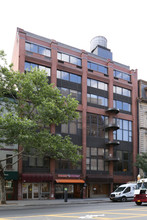 65 Cooper St in New York, NY - Foto de edificio - Building Photo