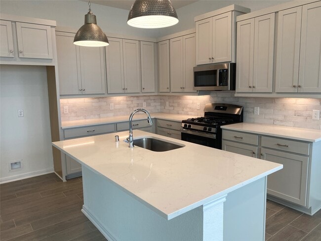 property at 620 Silver Pear Ct