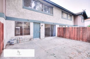 4853 Jackson St in Riverside, CA - Building Photo