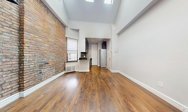 East 25th Street in New York, NY - Building Photo - Building Photo